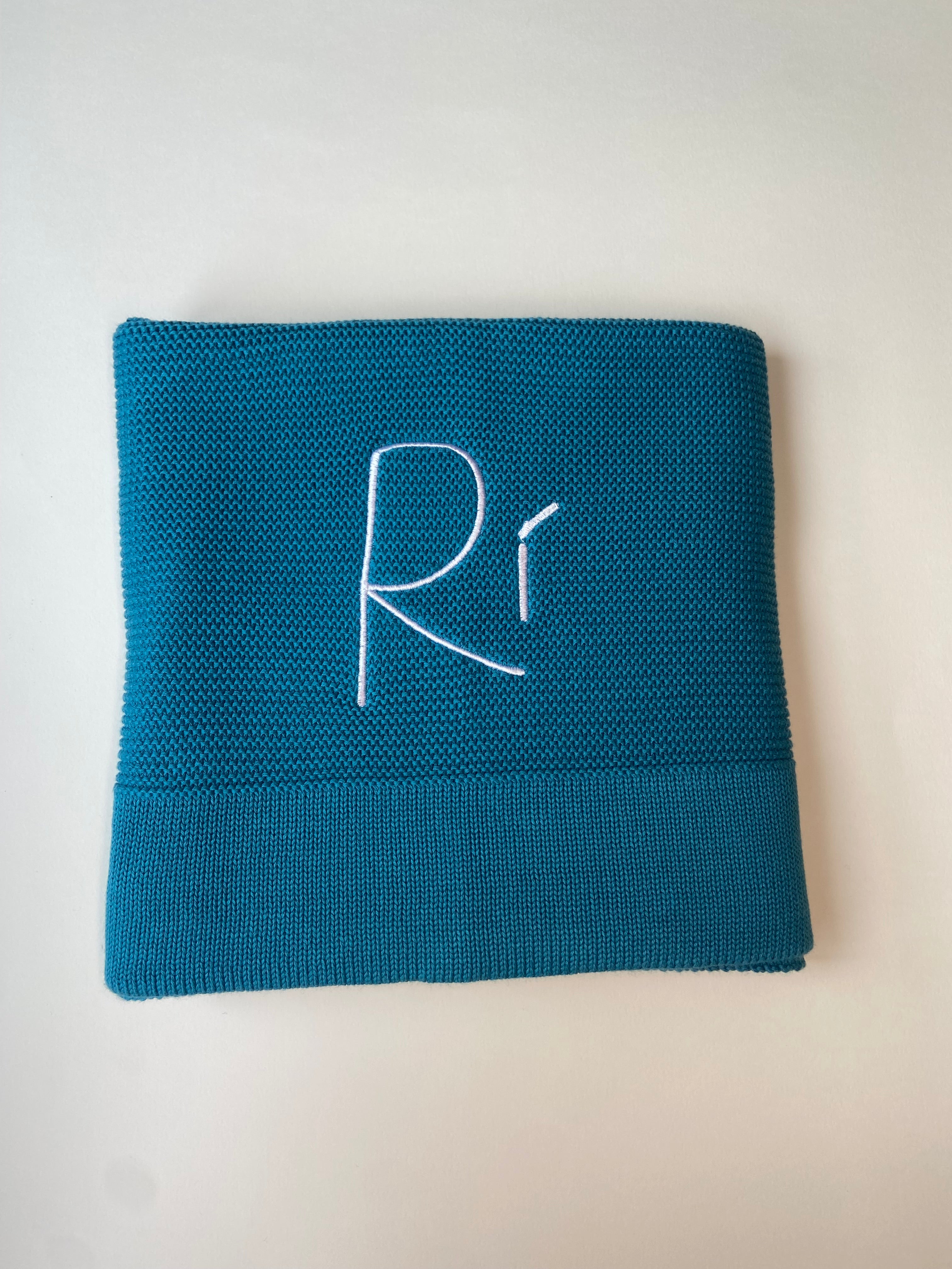 Midnight | Solid Edge Knit Blanket