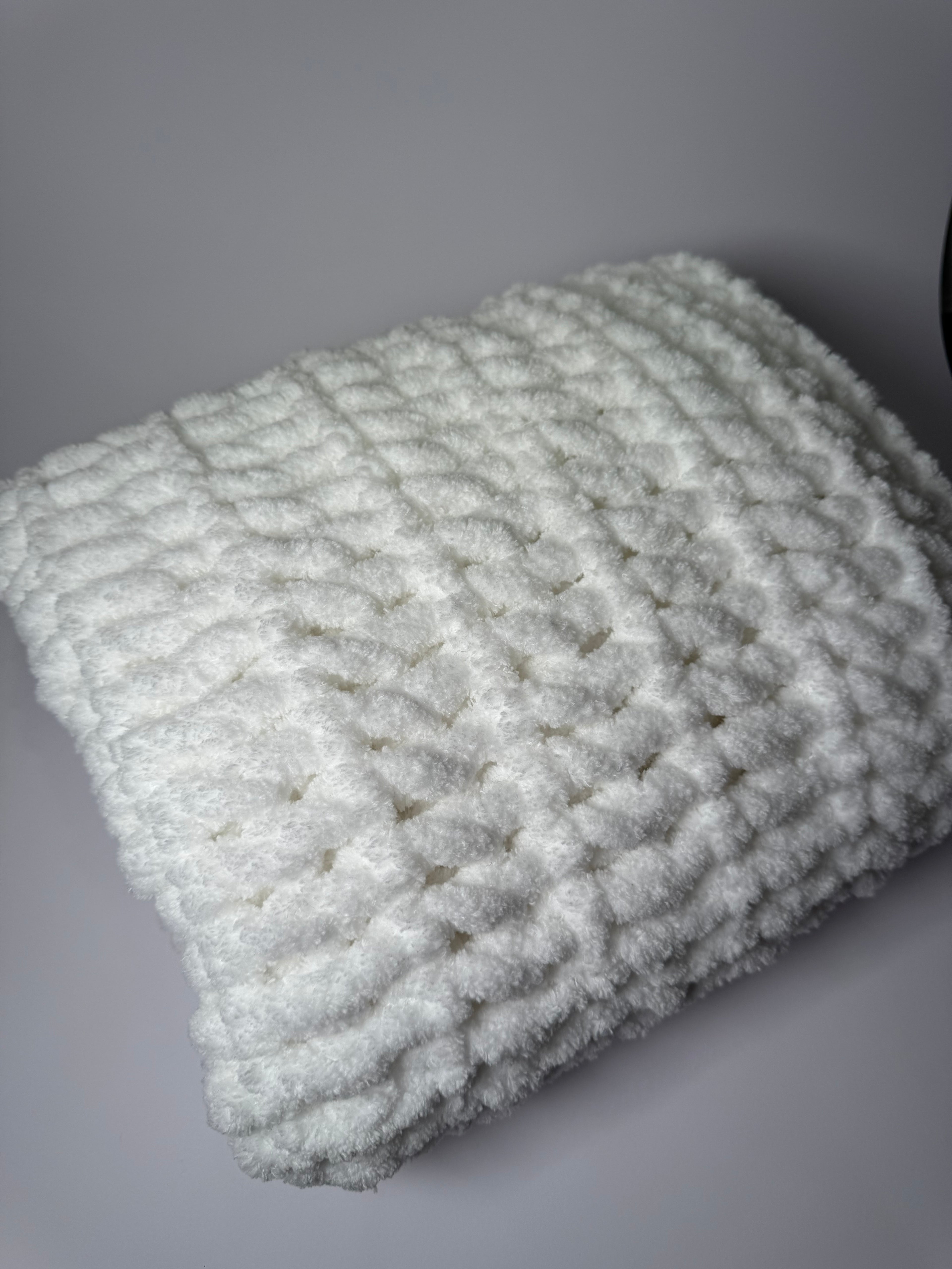 Puffy Handmade Blankets | White