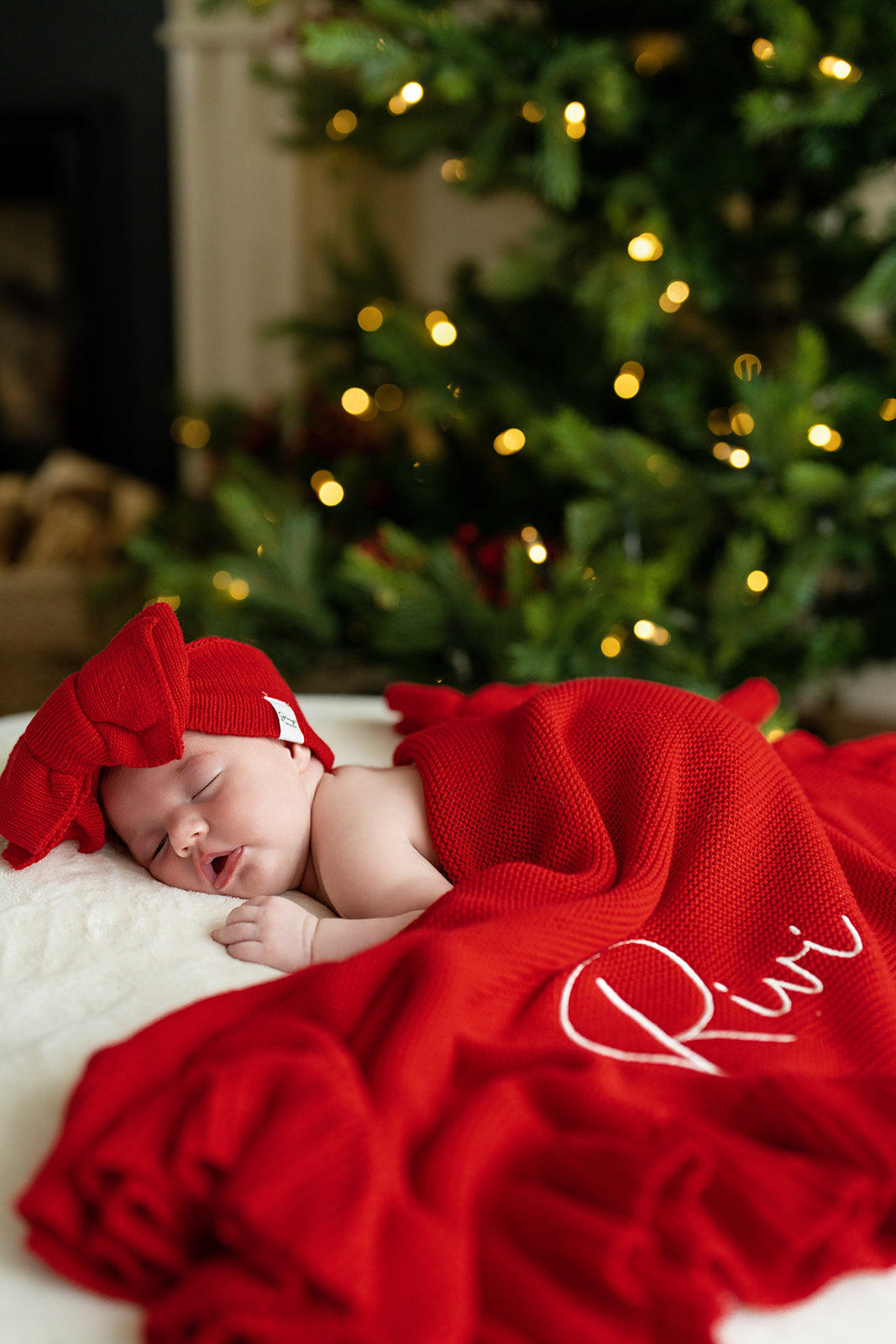 Poppy Red | Frilly Blanket